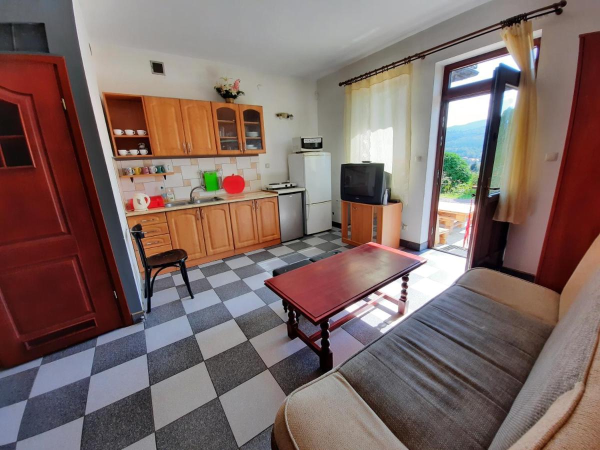 Noclegi W Ksiegarni Bielsko-Biała Exterior foto